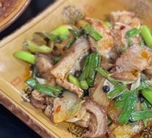 Sliced Potato with Twice-Cooked Pork