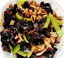 Wood Ear Mushroom and Pork Shreds