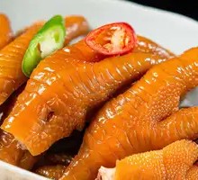 Sichuan-style Pickled Chicken Feet