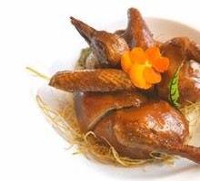 Crispy Young Pigeon with Tiqiang
