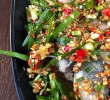 Cold-mixed crucian carp