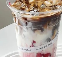 Rose Wine Fermented Milk Latte