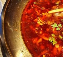 Spicy Boneless Rabbit in Fresh Pot