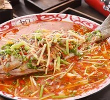 Three Pepper Live-Boiled Bighead Carp