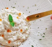 Snowflake Chicken Nao