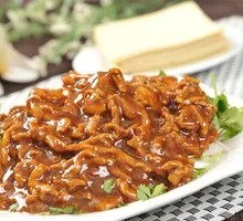 Beijing-style Shredded Pork in Soy Sauce