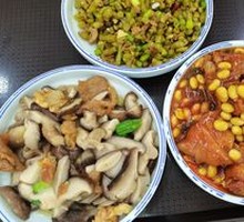 Braised Pig Trotters