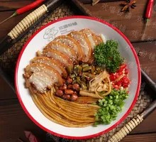 Stir-Fried Rice Noodles with Meat