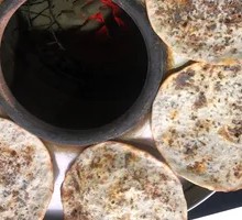 Preserved Vegetable Braised Pork Buns