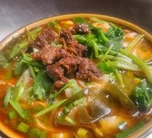 Braised Beef with Knife-Sliced Noodles