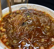 Clear Soup Intestine Noodles