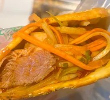 Braised Pork Pocket Bread