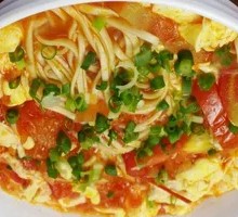 Tomato and Egg Noodles
