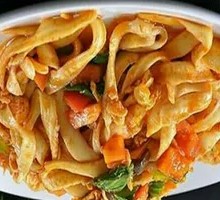 Egg Stir-Fried Knife-Sliced Noodles