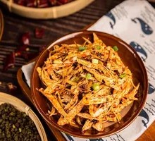 Scallion and Tofu Noodles Salad