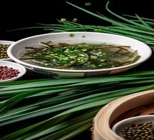 Chicken丝 Seaweed Soup