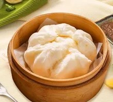 Large Honey Glazed BBQ Pork Bun