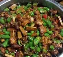 Double Pepper Spare Ribs with Chicken Gizzards