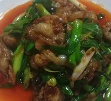 Stir-fried Pork with Garlic Shoots