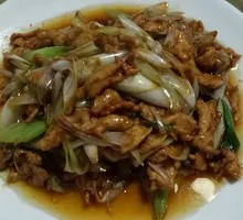 Scallion Stir-fried Pork Tenderloin