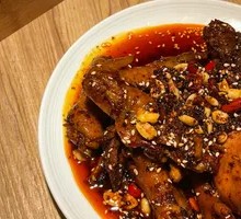 Braised and Tossed Chicken Wings