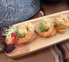 Garlic Butter Avocado Shrimp