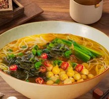 Kelp and Pea Noodles