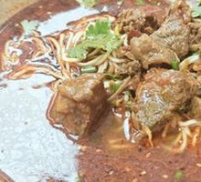 Big Ladle Beef Noodles