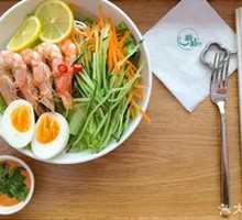 Thai Lime Shrimp Light Vegetable Salad