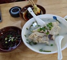 Signature Pork Trotter