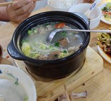 Fried Pork Meatballs in Clay Pot