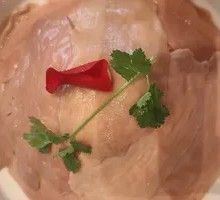 Sliced Pork Kidney with Big Knife