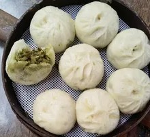 Sour Cabbage and Vermicelli Dumplings
