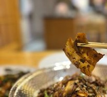 Salted Vegetable Stir-fried Pork