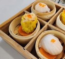 Shrimp Dumpling and Deluxe Steamed Bun