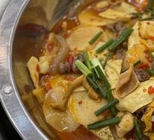 Signature Chicken Offal Hot Pot