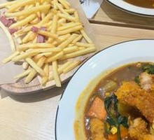 Fried Chicken Curry Omelette Rice