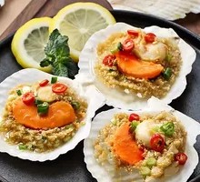 Steamed Scallops with Garlic and Vermicelli