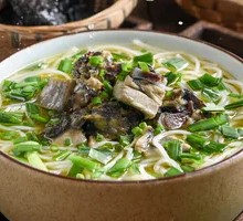 Black Chicken Noodles