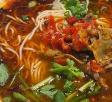 Sichuan-style Pepper Chicken Offal Noodles