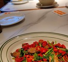 Stir-Fried Beef with Yellow Onion