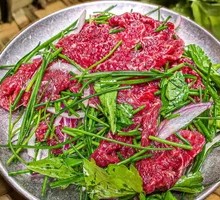 Sand Onion and Beef Stir-fry