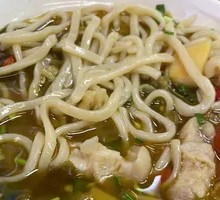 Sour Cabbage Pork Trotter Noodles