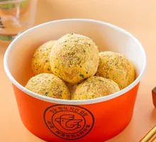 Snowflake Cheese Balls