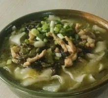 Sour Cabbage Knife-Pressed Noodles
