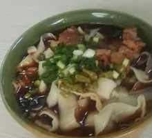 Beef Daoxiao Noodles
