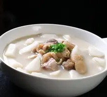 Chinese Yam Pig's Hoof with Native Chicken