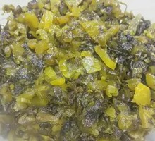 Sour Cabbage and Pork Shreds in Foil with Rice Noodles