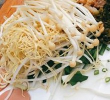 Bean sprouts