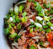 Stir-Fried Beef Noodles